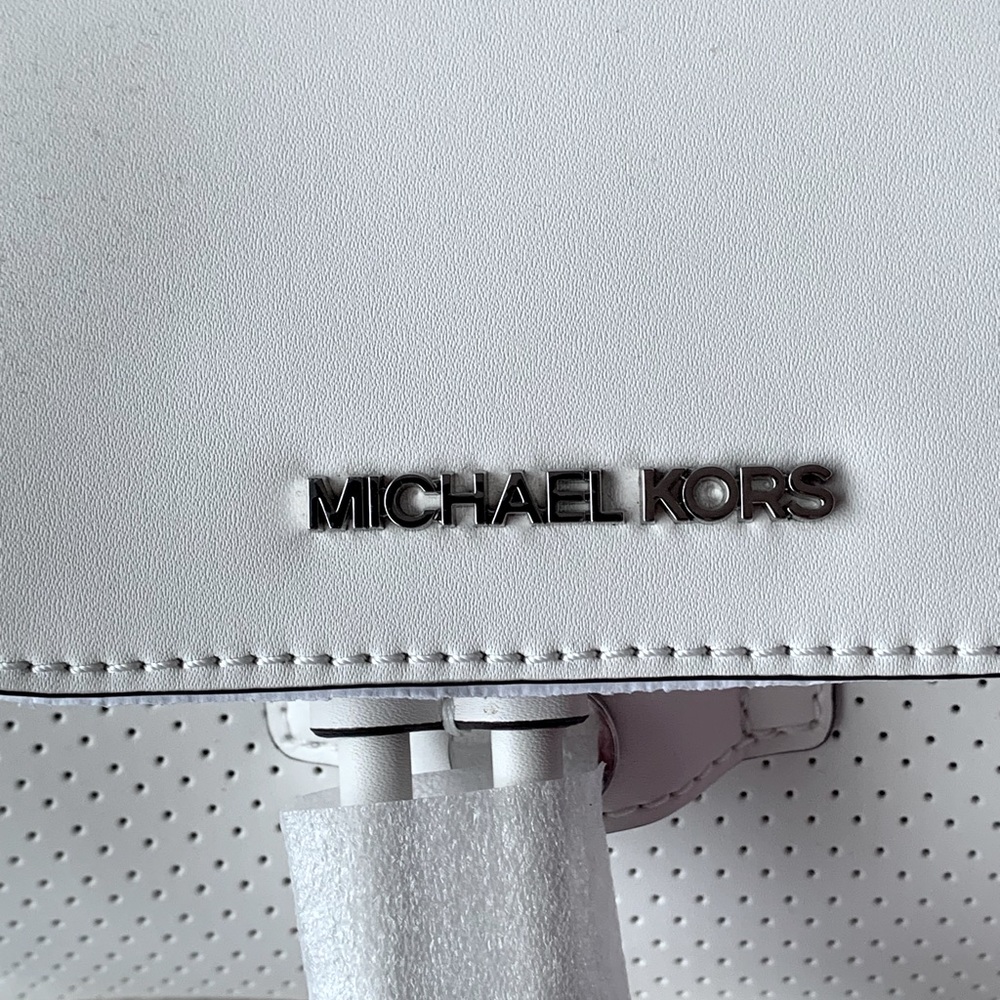 🆕 Michael Kors, medium backpack - Picture 10 of 11